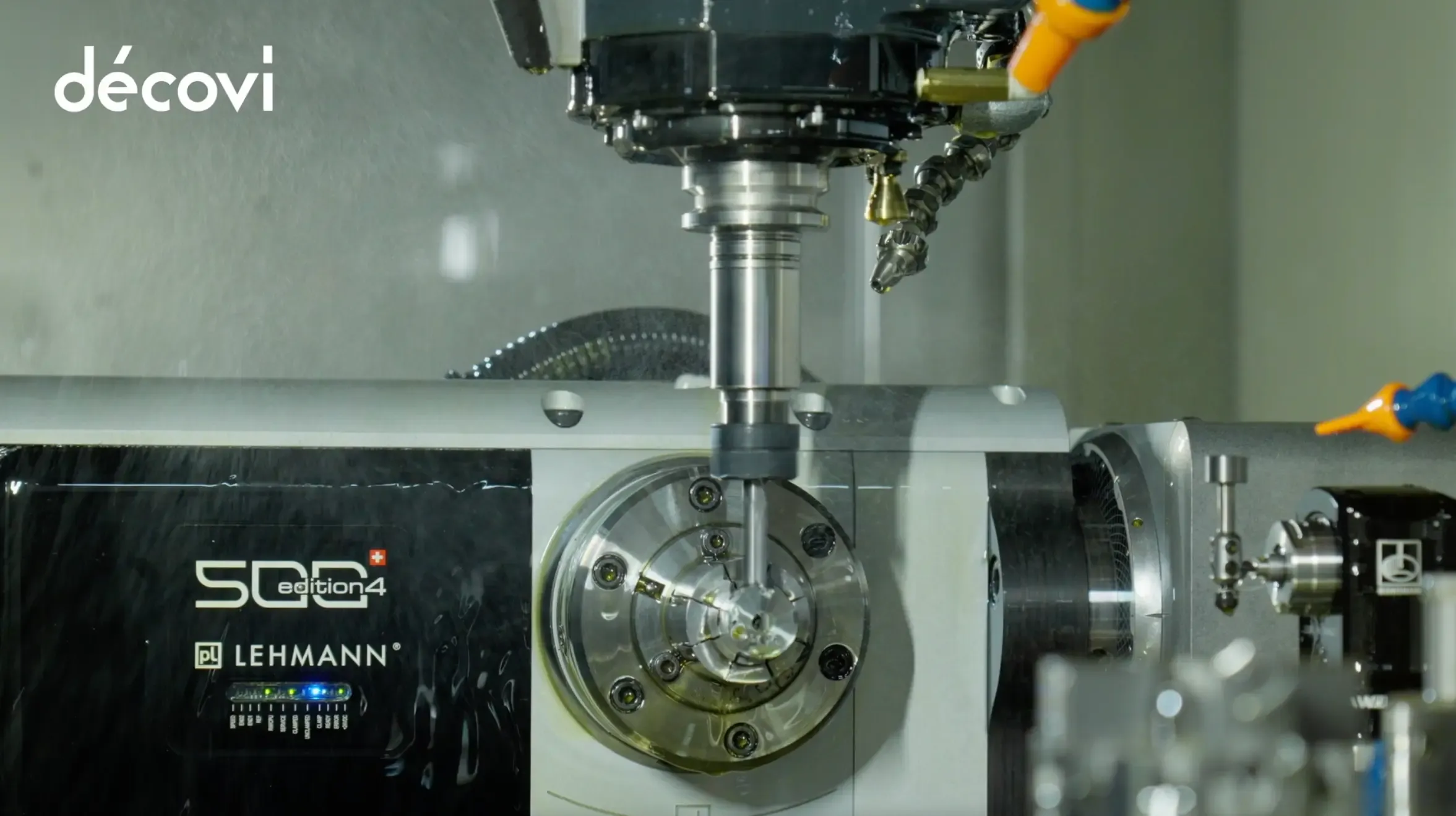 Décovi Elevates Precision Machining Capabilities with Cutting-Edge 5-Axis Milling Machine